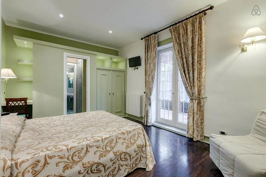 Room, Antico Platano, Rome