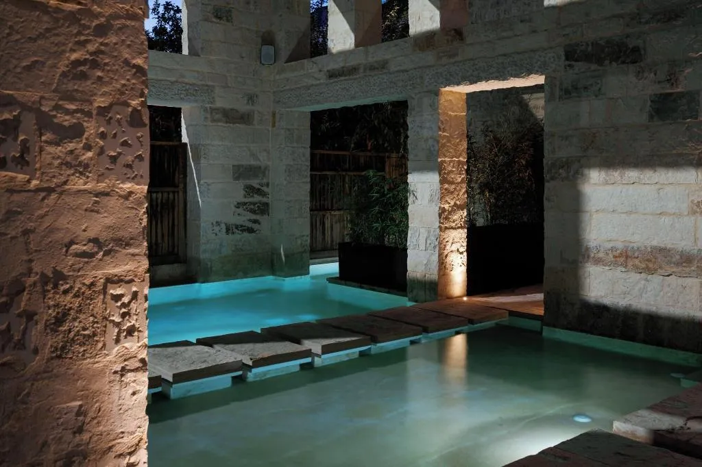 Sports and Entertainment, Amalen Suites, Crete