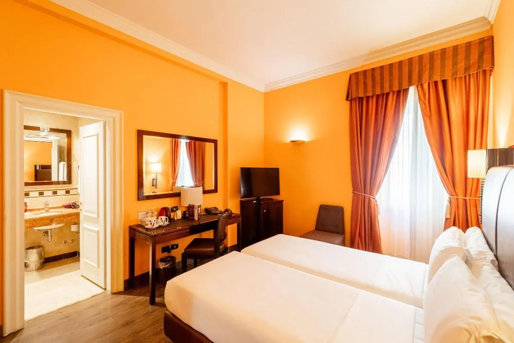 DOUBLE CLASSIC QUEEN BED Room, ALLEGROITALIA San Gallo Firenze, Florence