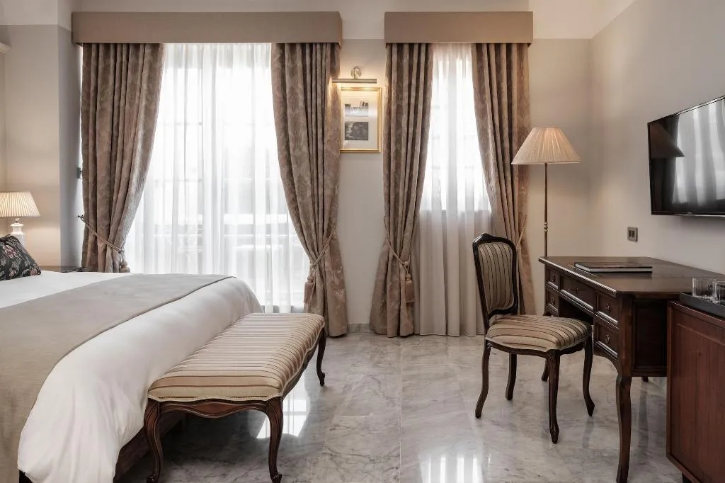 Room, Palais Le Brun, Malta