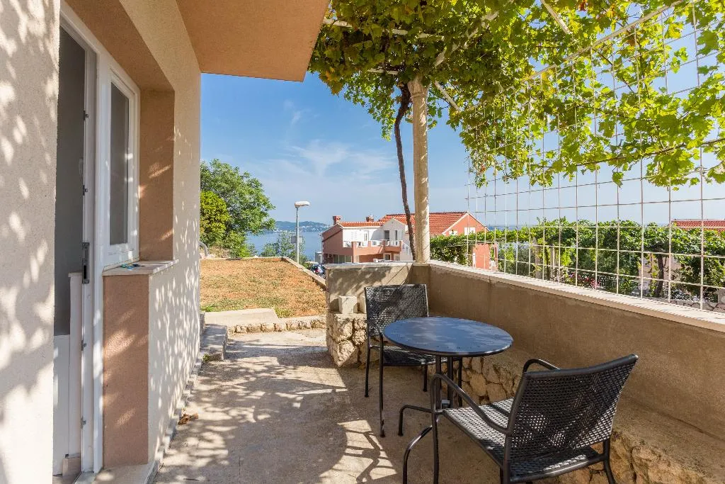 STUDIO SEA VIEW WITH TERRACE Room, Apartments Bella Vista, Dubrovnik