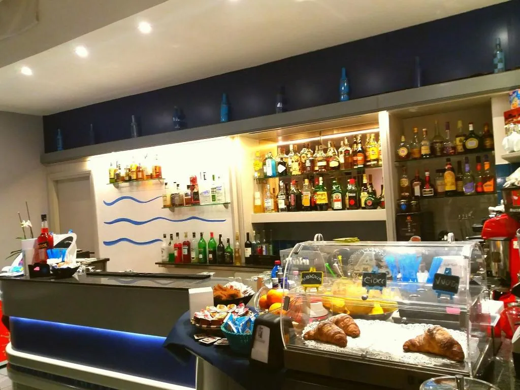 Lobby, Meli, Cagliari