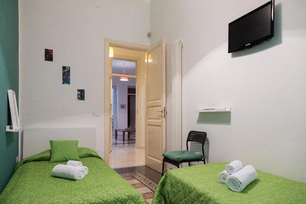 Room, B&B Ai Tintori, Palermo