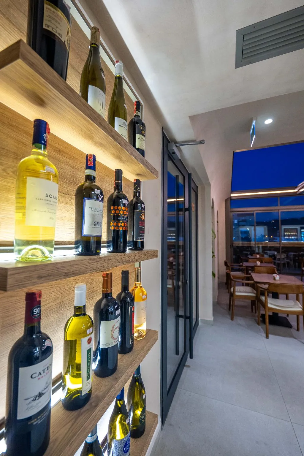 Bar, Sasso Hotel, Kavaje