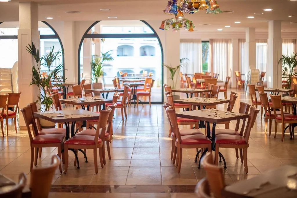 Restaurant, Blau Punta Reina Resort, Majorca