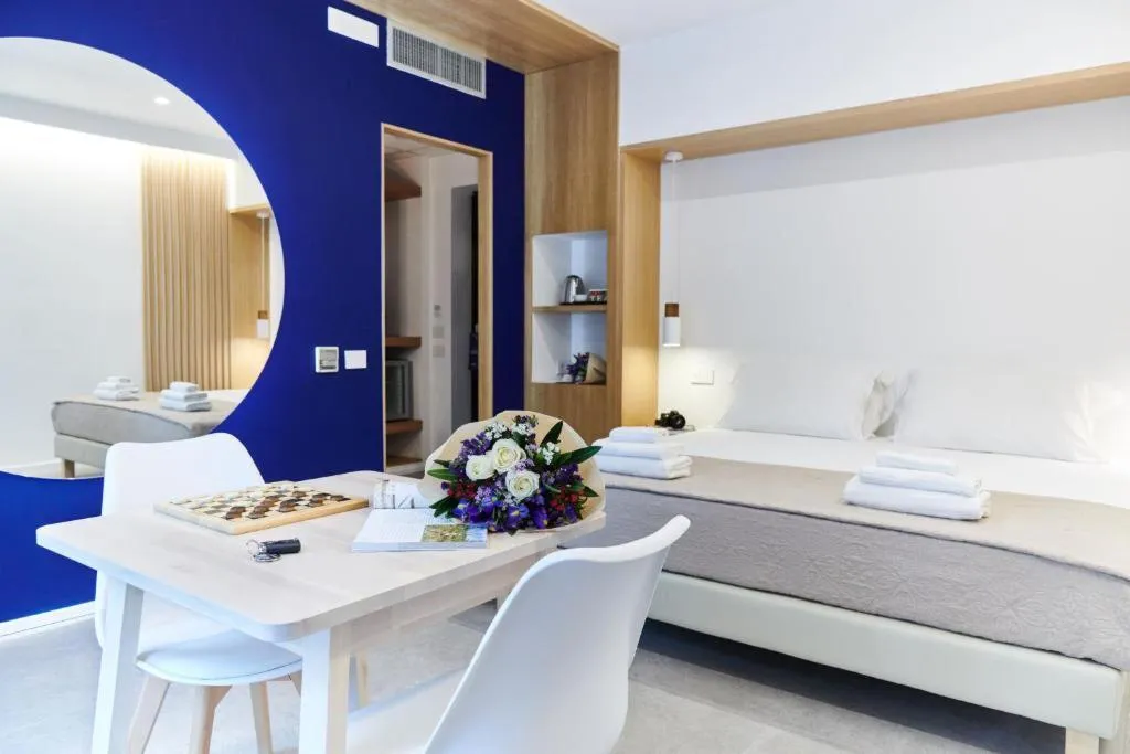 DOUBLE DELUXE WITH JACUZZI Room, Nabi Resort Glamping & Spa, Naples
