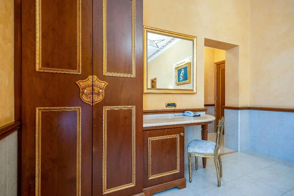 DOUBLE WITH DOUBLE BED Room, Clarion Collection Hotel Principessa Isabella, Rome