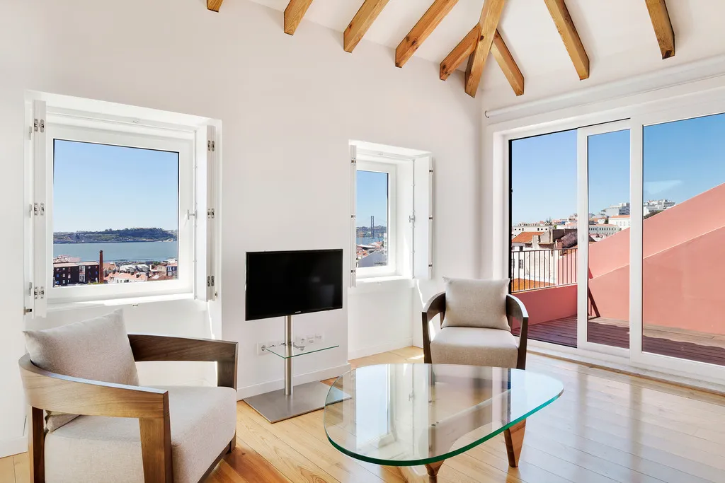 APARTMENT SUPERIOR ONE BEDROOM Room, Hello Lisbon São Bento Valley Apartments, Lisbon
