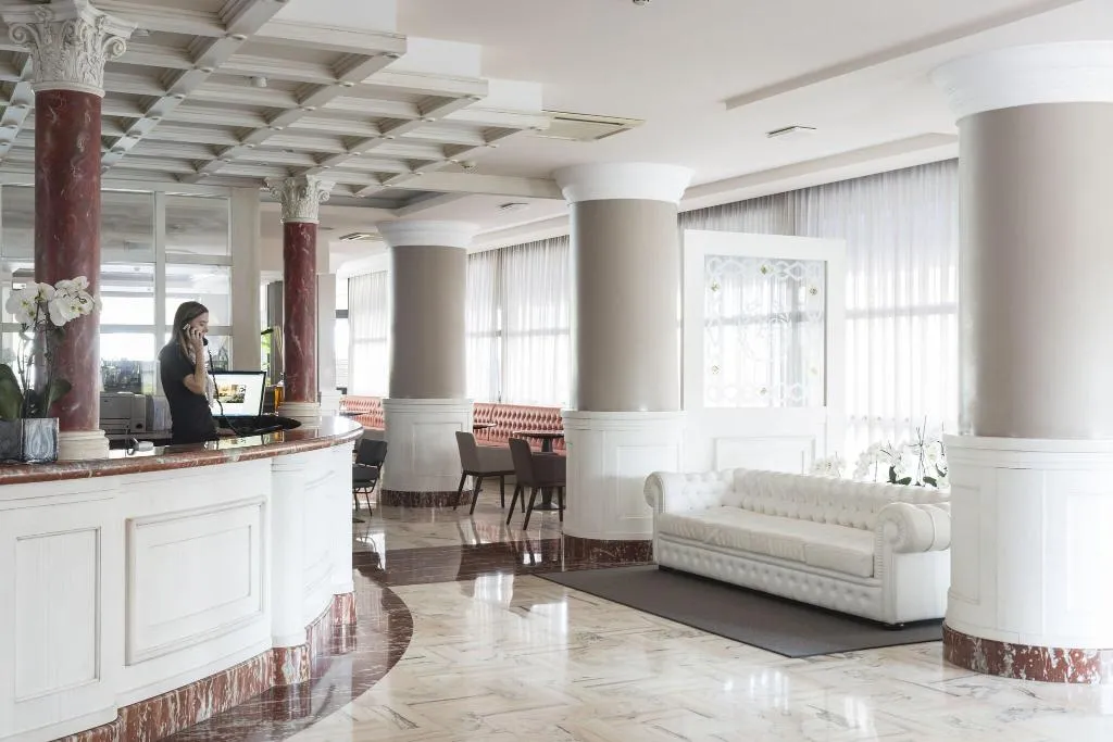 Lobby, Hotel Cambridge, Venice