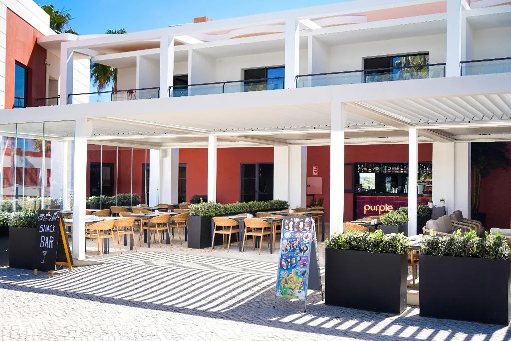 Restaurant, Vitors Village, Algarve