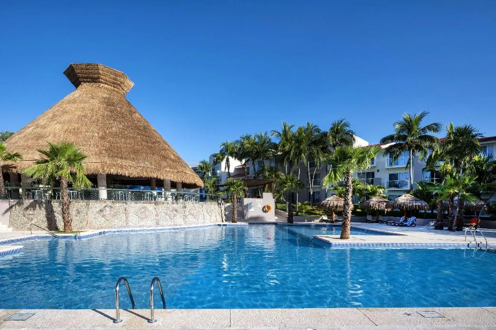 Pool, Viva Azteca by Wyndham Trademark All Inclus Resort, Cancun Area