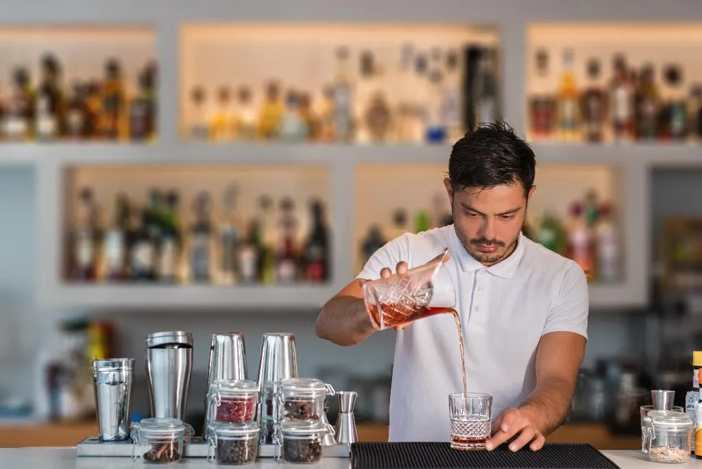 Bar, Strogili, Santorini