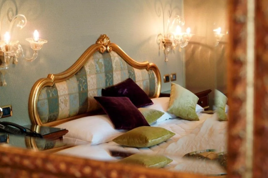 Room, Ca Gottardi, Venice