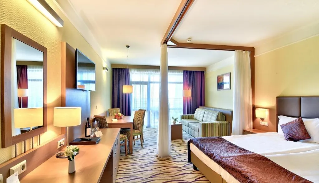 STUDIO DELUXE Room, Flamingo Grand Hotel & SPA, Varna