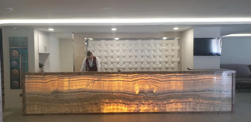 Lobby, Martı Beach Hotel, Izmir