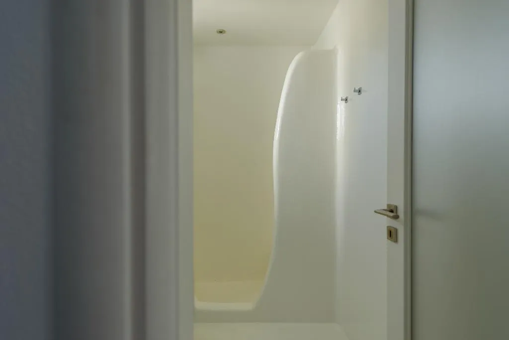 SUITE DELUXE WITH JACUZZI Room, Kalestesia Suites, Santorini