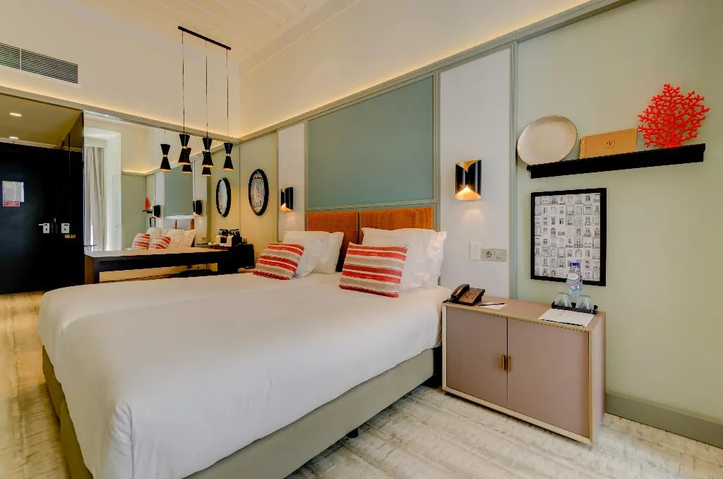 FAMILY ROOM STANDARD Room, Vincci Baixa, Lisbon