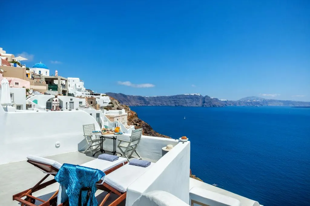SUITE DELUXE Room, Diamond Luxury Suites, Santorini