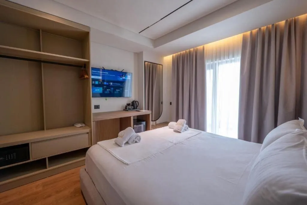 Room, Grand Hotel Saranda, Southern Albania