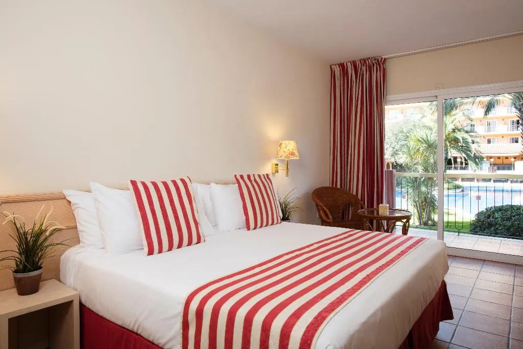Double or Twin STANDARD Room, Luna Club Hotel Yoga & Spa, Costa Brava