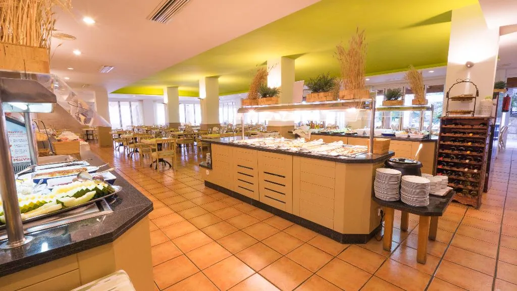 Restaurant, Houm Plaza Son Rigo, Majorca