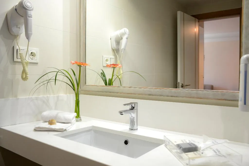 JUNIOR SUITE POOL VIEW Room, Alua Suites Fuerteventura, Fuerteventura
