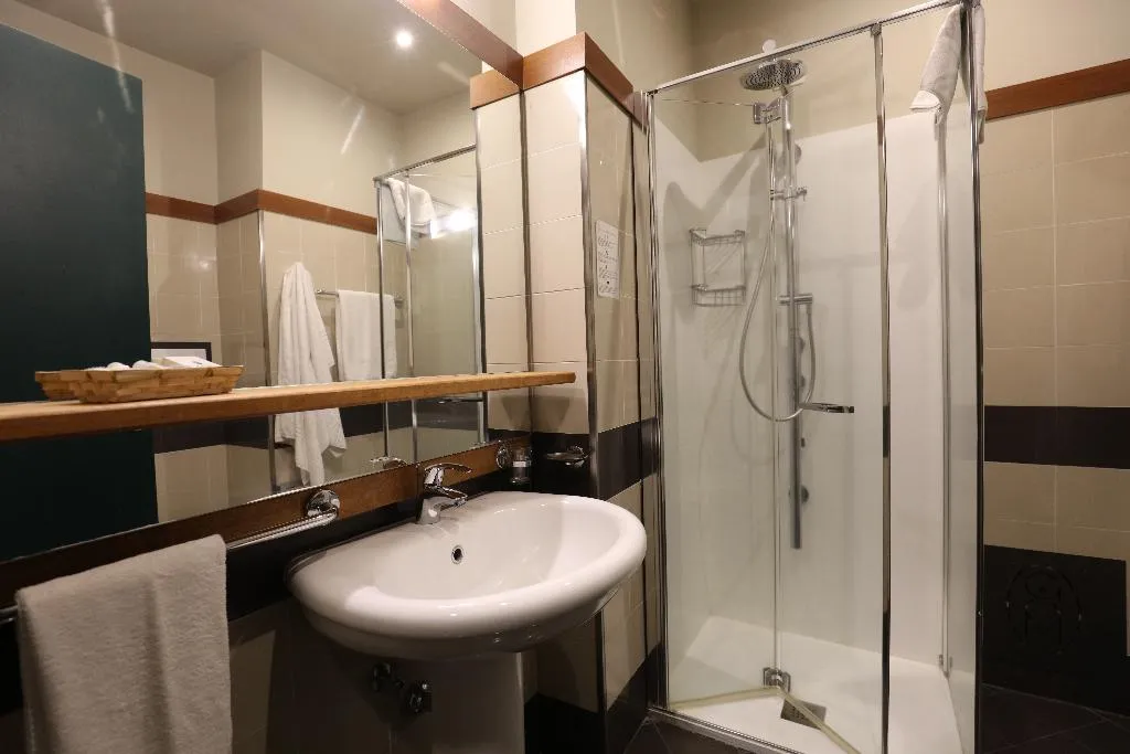DOUBLE SINGLE USE CLASSIC Room, Grande Albergo Maugeri, Catania
