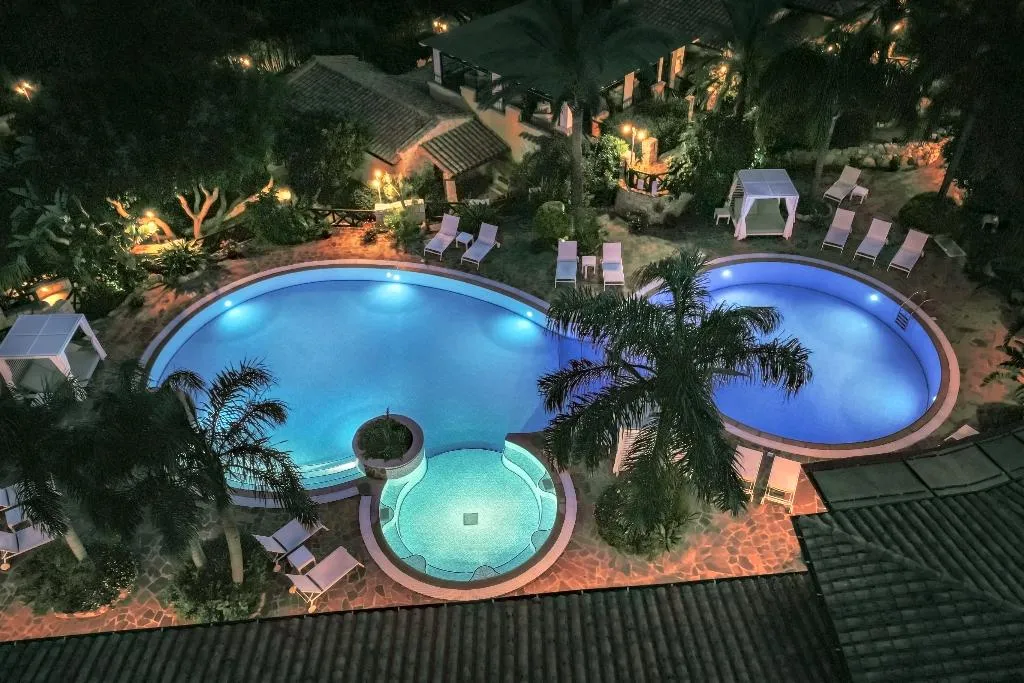 Pool, Cruccuris Resort, Cagliari