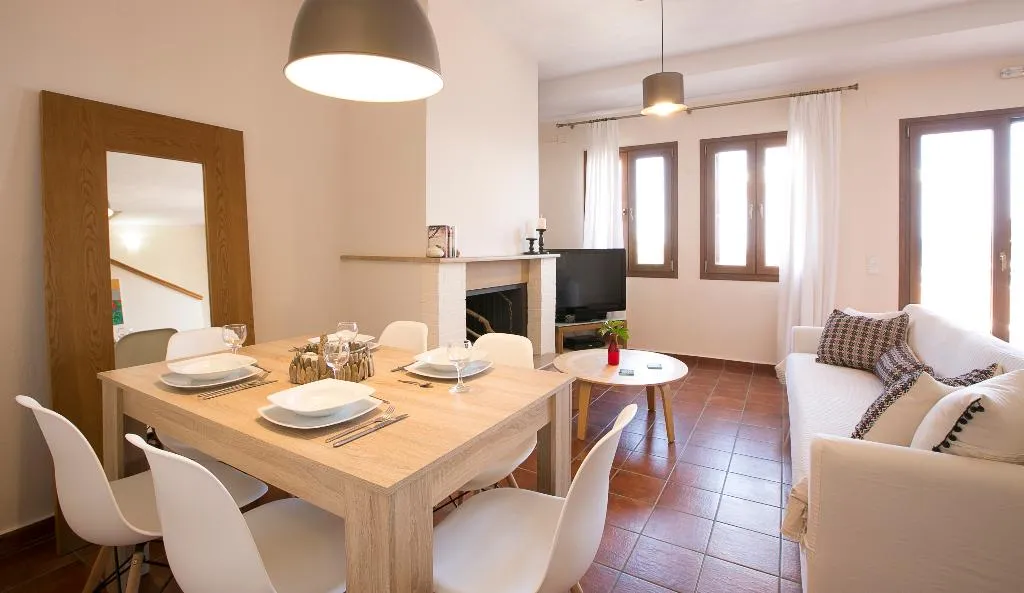 VILLA WITH PRIVATE POOL Room, Skiathos Gea Villas, Skiathos