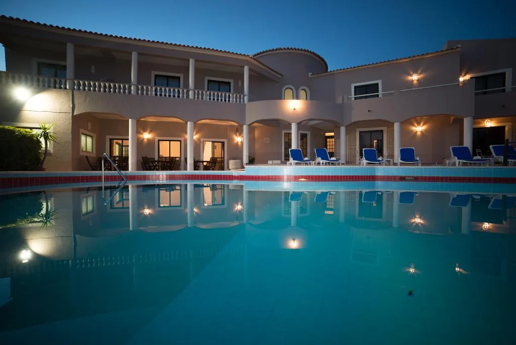 Double or Twin CLASSIC Room, Casa Rosa Montes, Algarve