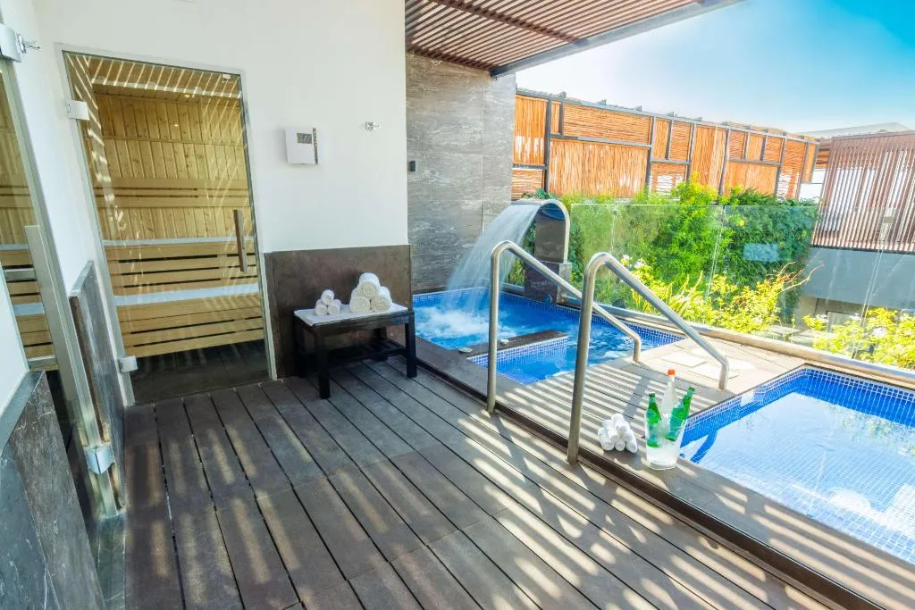 Pool, The Fives Downtown Hotel, Curio by Hilton, Playa Del Carmen