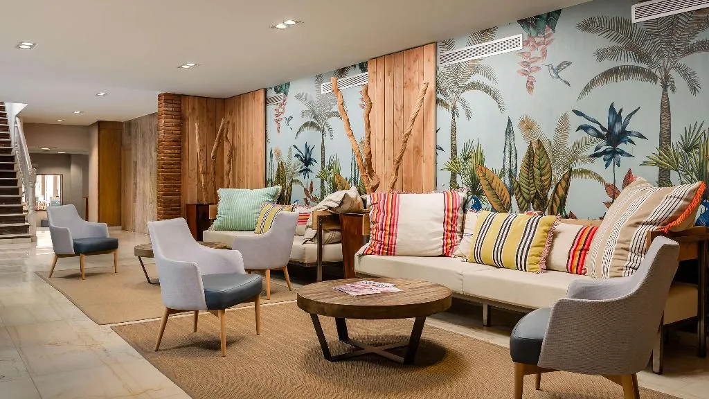 Lobby, Alegria Maripins, Costa Brava