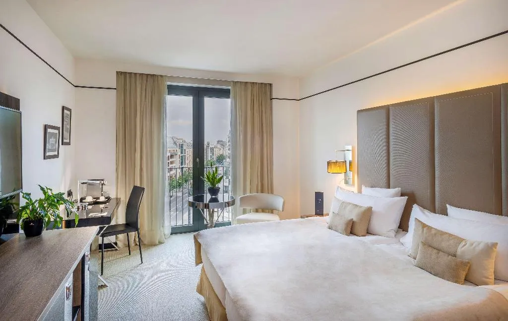 Room, Melia Berlin, Berlin