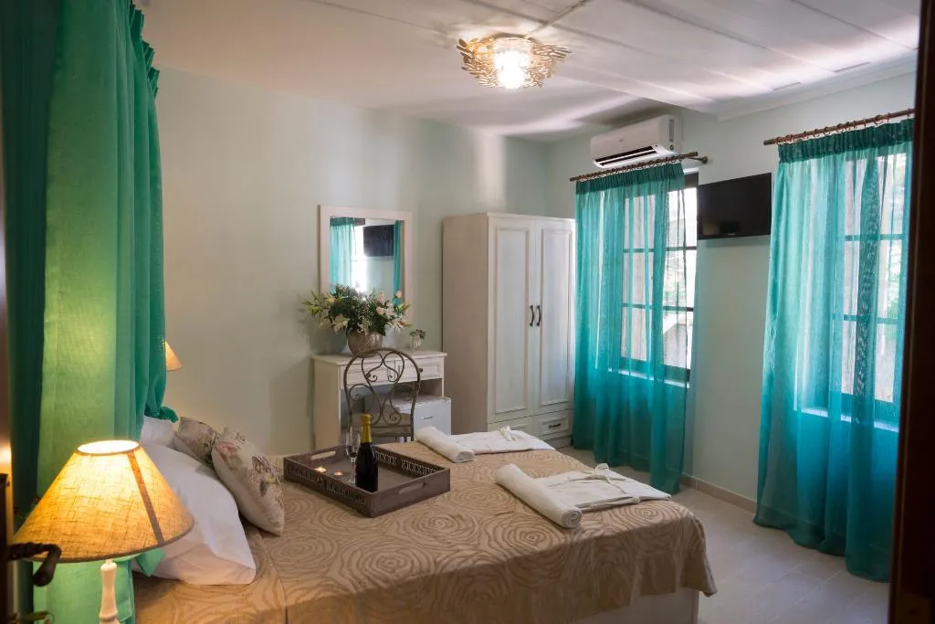 Double or Twin STANDARD Room, Elia Portou Rooms, Crete