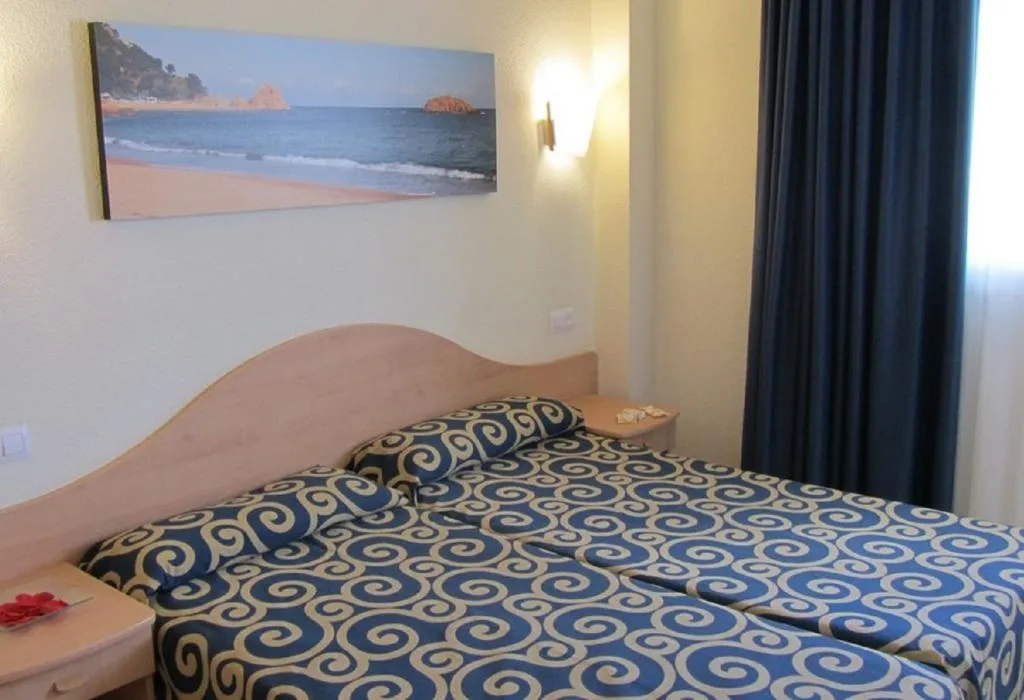 Double or Twin STANDARD Room, htop Royal Sun Suites, Costa Brava