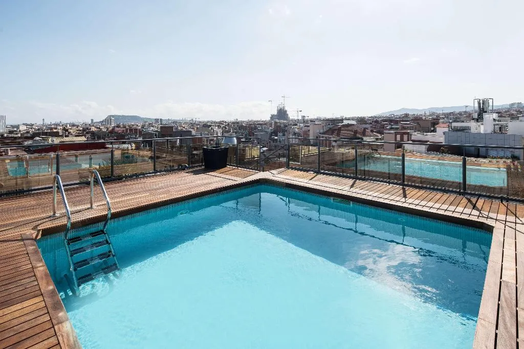 Pool, Catalonia Atenas, Barcelona