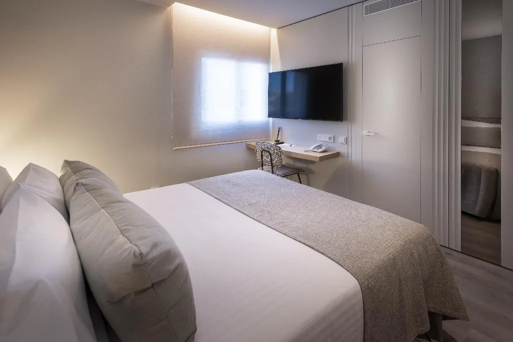 Double or Twin COMFORT Room, Bel Air Hotel, Barcelona