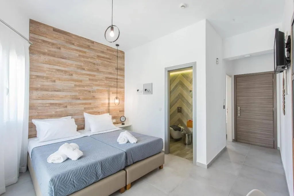 Room, Ria, Crete