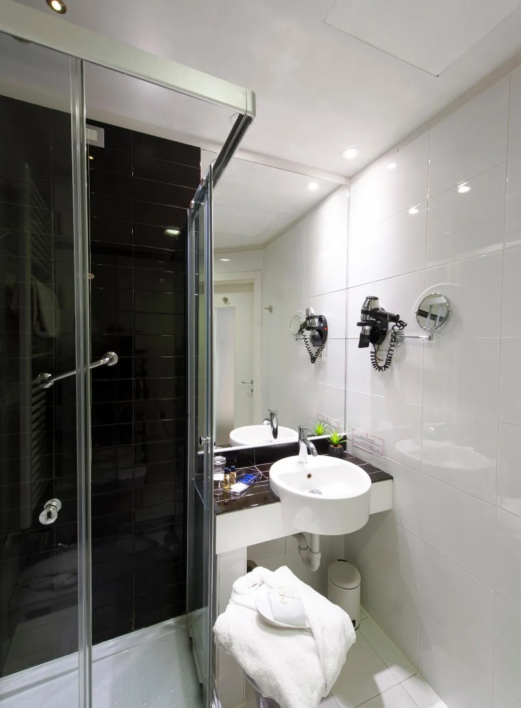 DOUBLE COMFORT Room, Neo Hotel, Milan