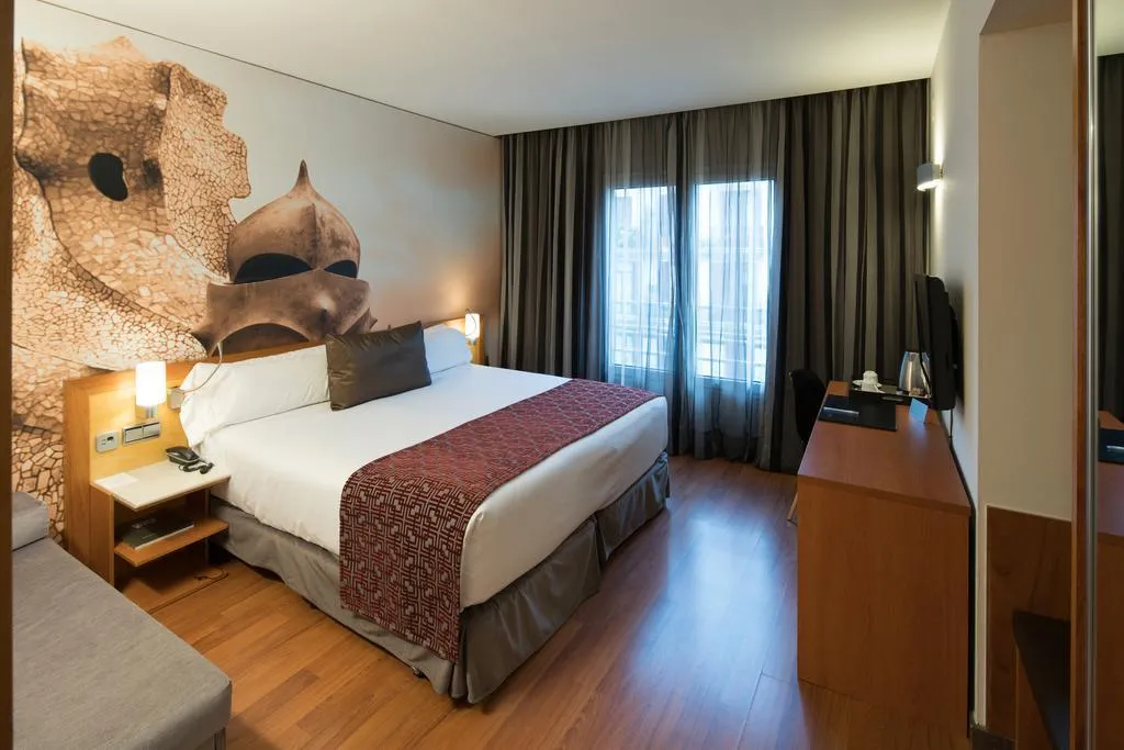 TRIPLE STANDARD Room, Catalonia Gracia, Barcelona