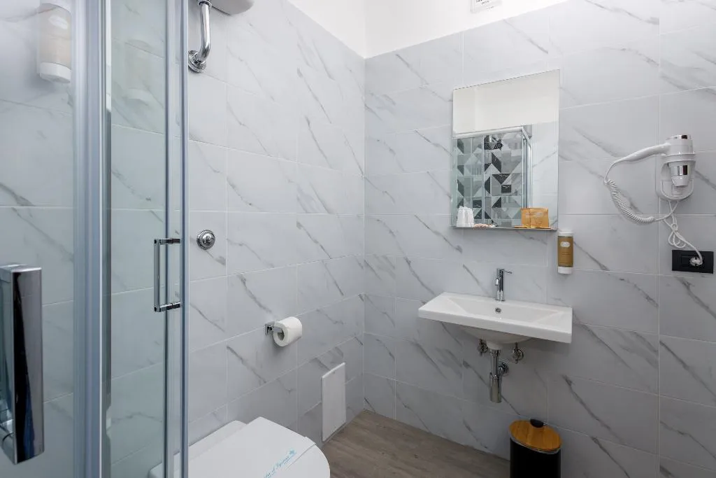 DOUBLE TWO BEDS Room, Crossroad Hotel, Rome