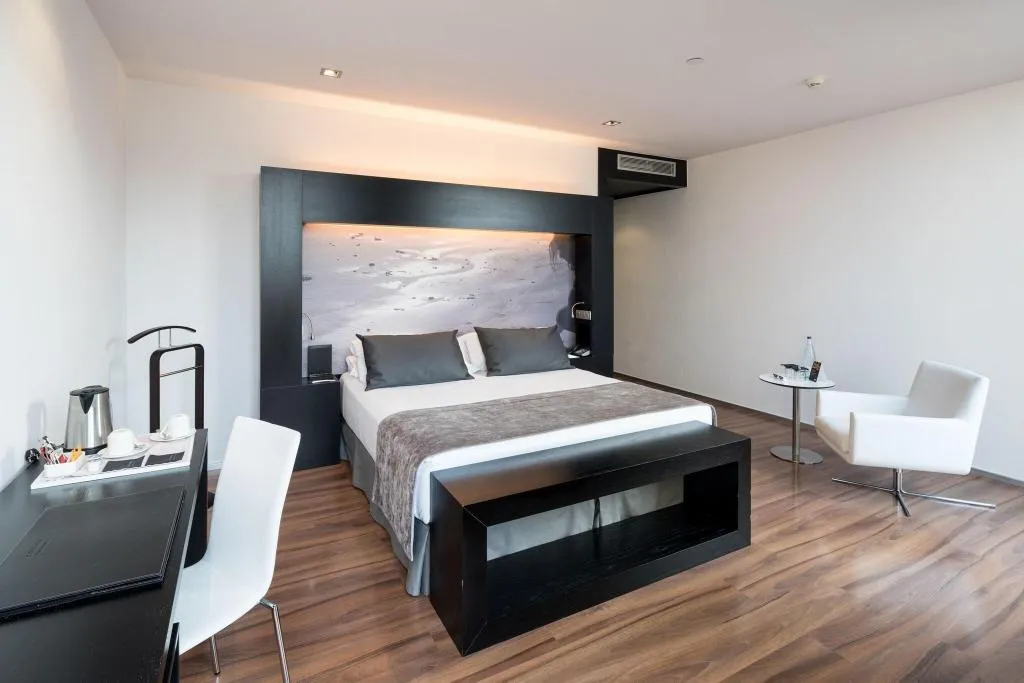 DOUBLE WITH PRIVATE POOL Room, Catalonia Catedral, Barcelona