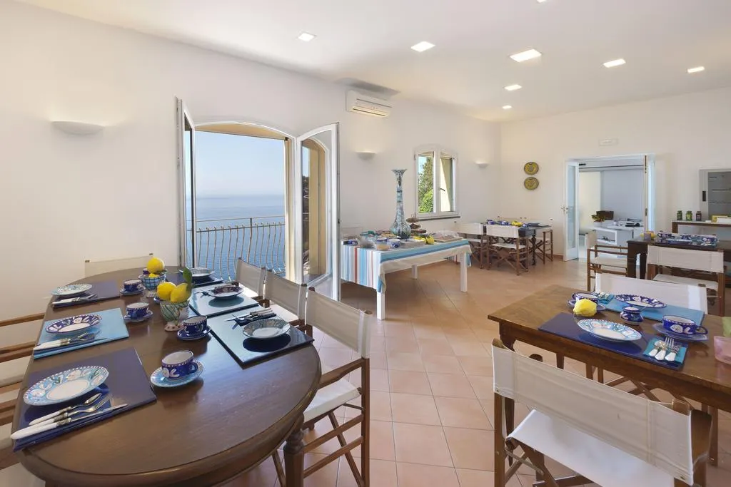 Restaurant, Villa Pandora, Naples