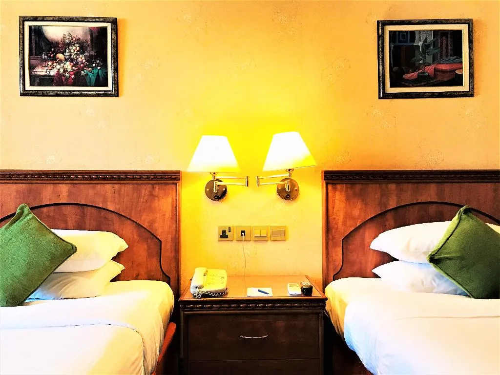 Double or Twin EXECUTIVE Room, Riviera Hotel Dubai, Dubai