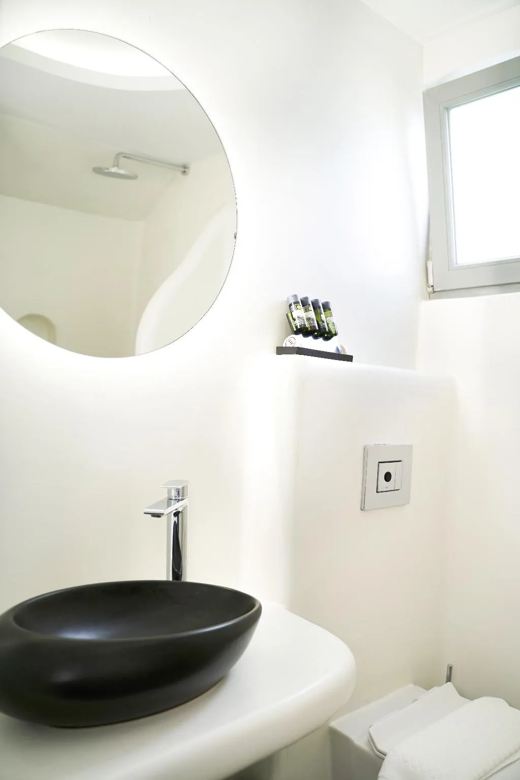JUNIOR SUITE STANDARD Room, King'S Suites, Santorini