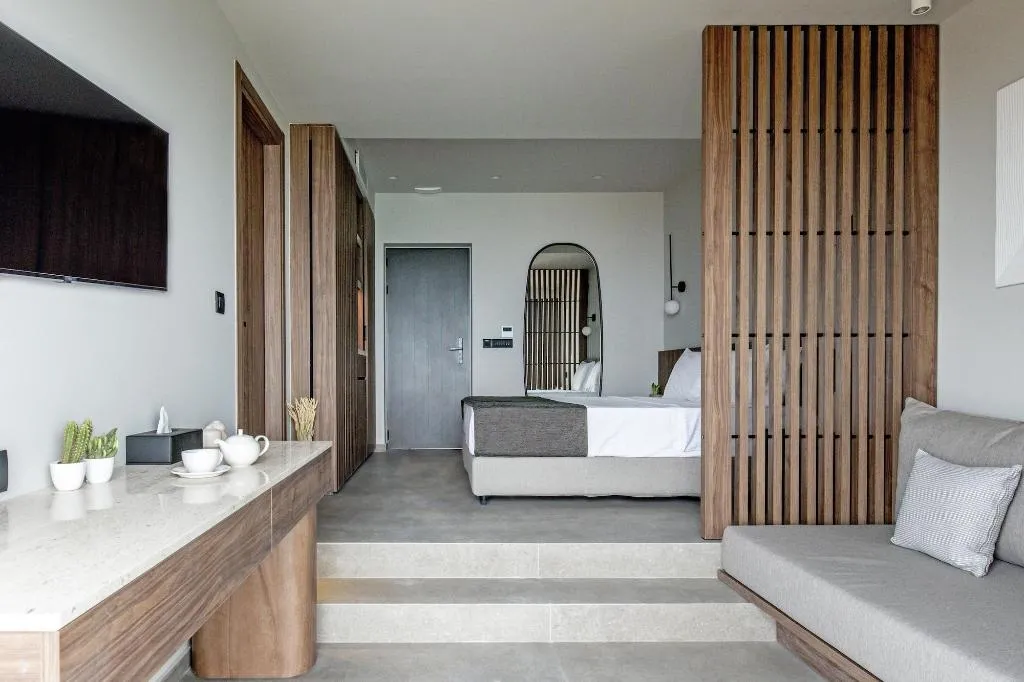 Room, Elios Hill - Sun Kissed Happiness, Crete