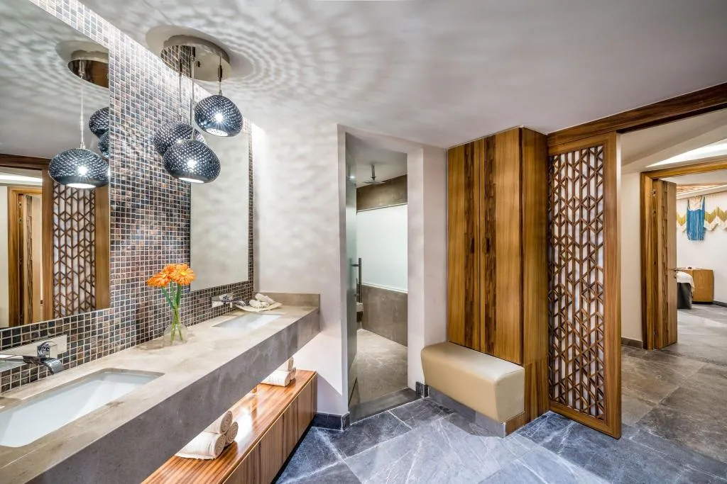 Sports and Entertainment, Hyatt Zilara Cancun, Cancun Area