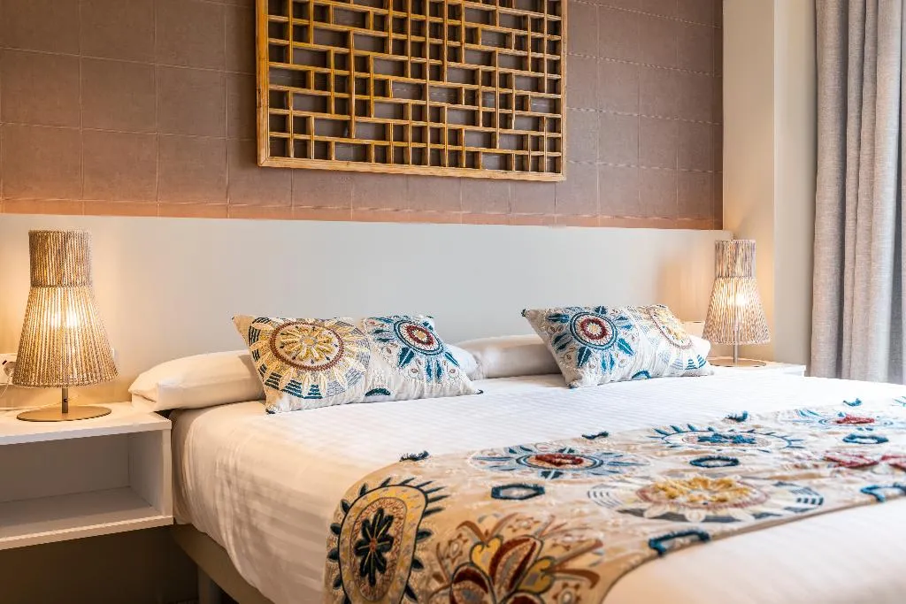 APARTMENT TWO BEDROOMS Room, Intelier Core Suites Valencia, Valencia