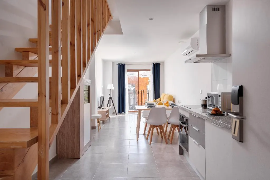 APARTMENT DUPLEX Room, Apartamentos Quijano By Be Alicante, Costa Blanca