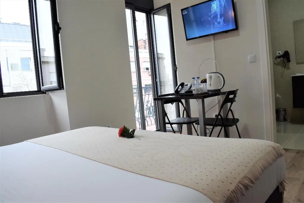 Room, Universo Romântico Guesthouse & Spa, Lisbon